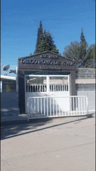 LIMPIEZA EN ESCUELA PRIMARIA DIEGO ROMO DE VIVAR